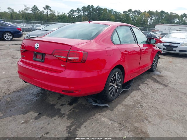 3VWD17AJ7FM344300 Volkswagen 1.8t