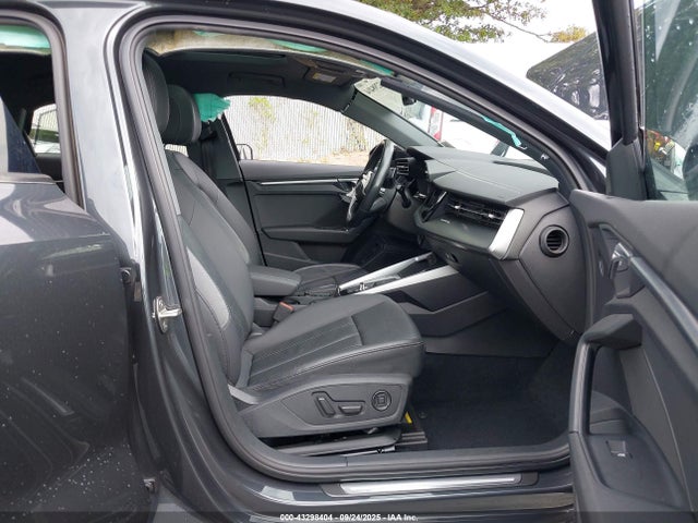 2022 AUDI A3 WAUGUDGY3NA016732 Photo 4