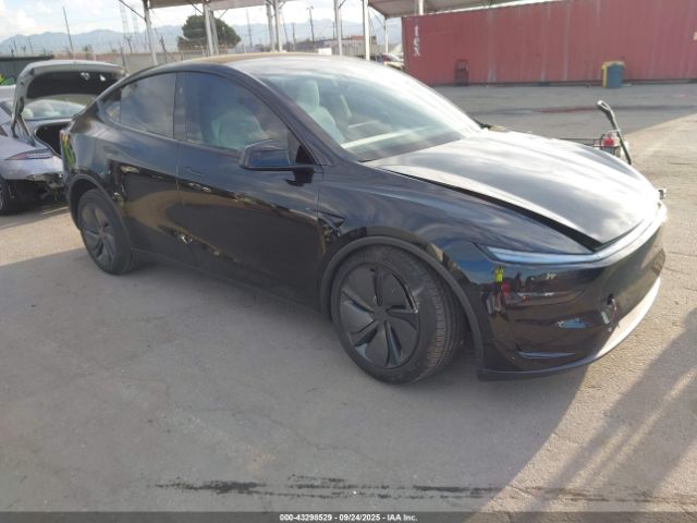 2026 TESLA MODEL Y 7SAYGDED0TF412980 Photo 0