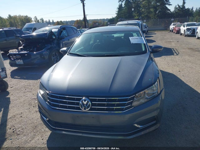 1VWAT7A39GC040676 Volkswagen 1.8t
