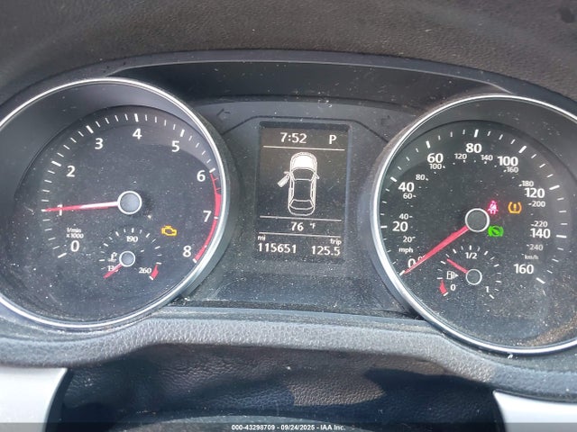 1VWAT7A39GC040676 Volkswagen 1.8t