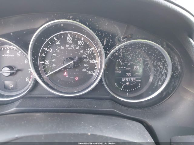 2017 MAZDA MAZDA6 JM1GL1V52H1123871 Photo 6