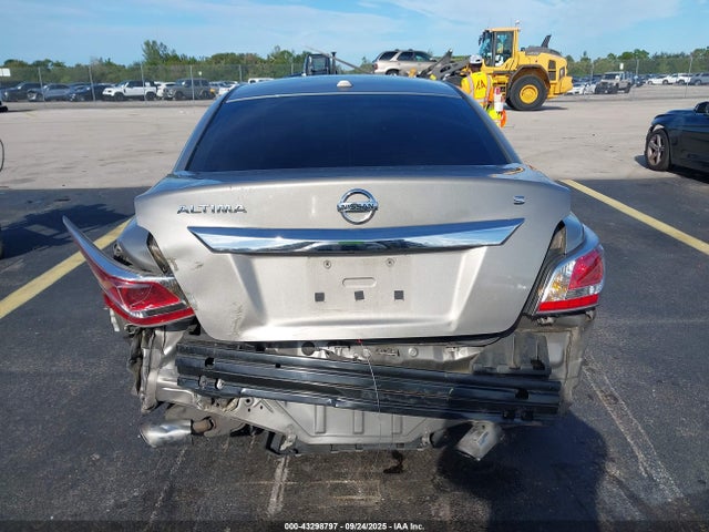 Продажа на аукционе авто 2015 Nissan Altima 2.5/2.5 S/2.5 Sl/2.5 Sv, vin: 1N4AL3AP6FN891325, номер лота: 43298797