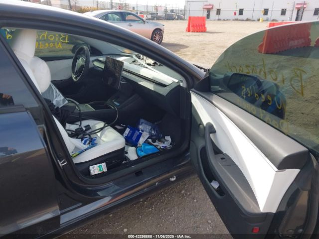 2024 TESLA MODEL 3 5YJ3E1EB4RF758808 Photo 4