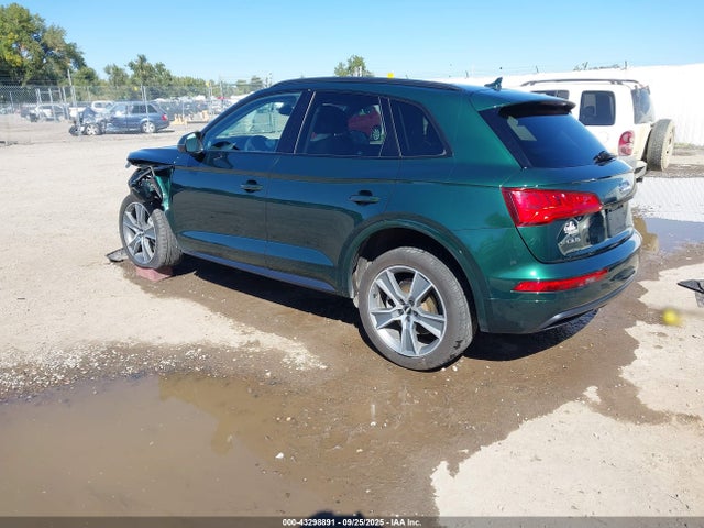 2019 AUDI Q5 WA1BNAFY4K2033565 Photo 2