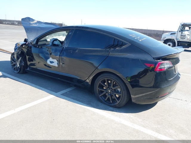 2019 TESLA MODEL 3 5YJ3E1EA8KF317891 Photo 2