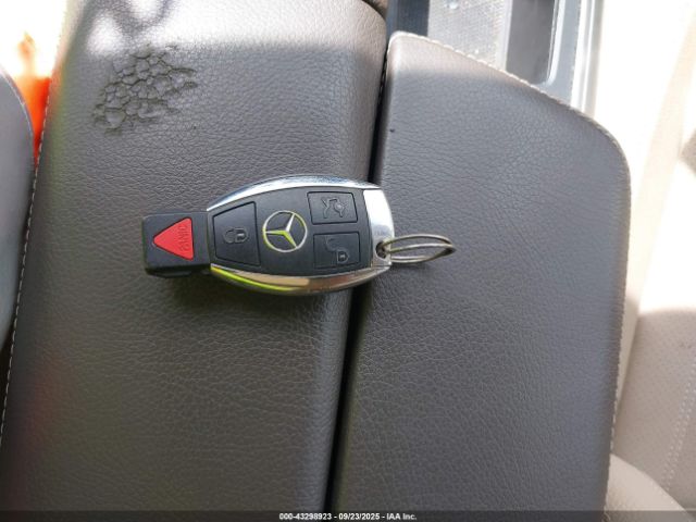 2015 MERCEDES-BENZ GL 350 BLUETEC 4JGDF2EE7FA461999 Photo 10