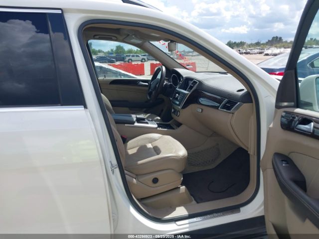 2015 MERCEDES-BENZ GL 350 BLUETEC 4JGDF2EE7FA461999 Photo 4