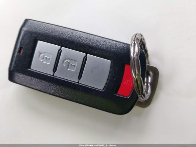 2017 MITSUBISHI MIRAGE ML32A4HJ1HH019988 Photo 10