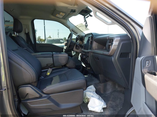 1FTMF1L50SKE04386 Ford 4v