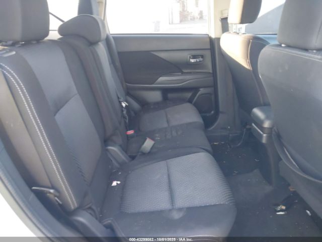 2017 MITSUBISHI OUTLANDER JA4AZ3A37HZ022275 Photo 7