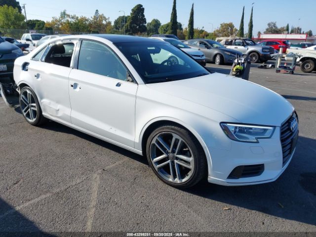 2019 AUDI A3 WAUAUGFF7KA097687 Photo 0