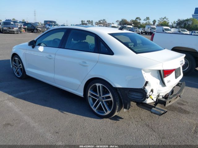 2019 AUDI A3 WAUAUGFF7KA097687 Photo 2