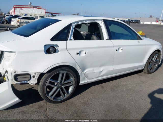 2019 AUDI A3 WAUAUGFF7KA097687 Photo 5