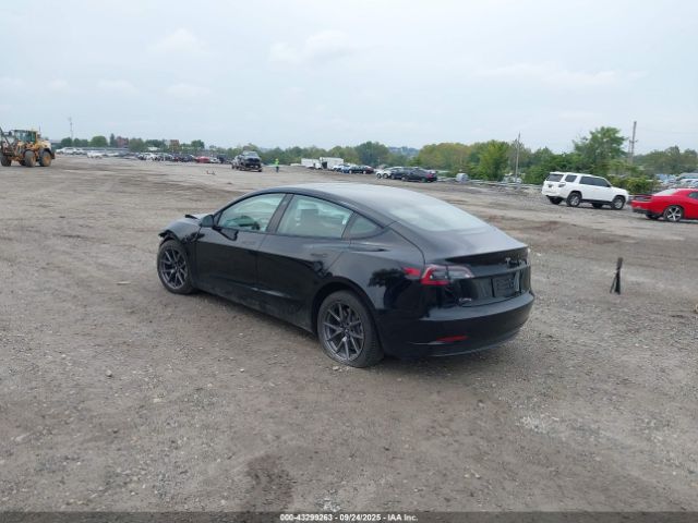 2022 TESLA MODEL 3 5YJ3E1EA7NF188255 Photo 2