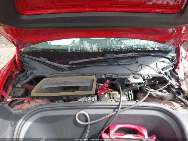 2021 TESLA MODEL Y 5YJYGDEF0MF141015 Photo 9