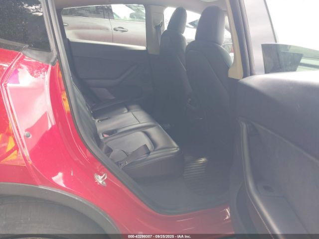 2021 TESLA MODEL Y 5YJYGDEF0MF141015 Photo 7