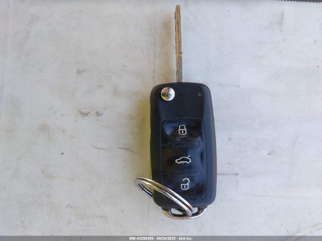 Volkswagen Tiguan 2015 WVGAV7AX4FW548787 Image 11