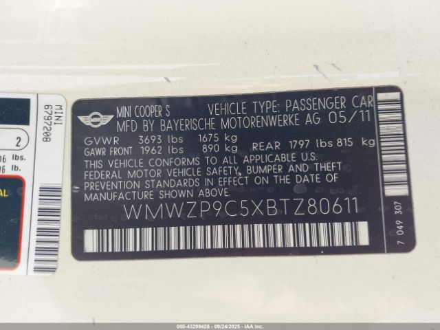 2011 MINI JOHN COOPER WORKS WMWZP9C5XBTZ80611 Photo 8