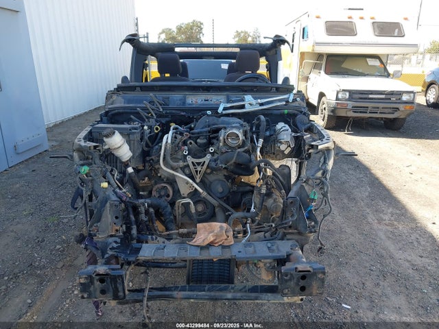 1C4HJWFGXEL141302 Jeep Wrangler