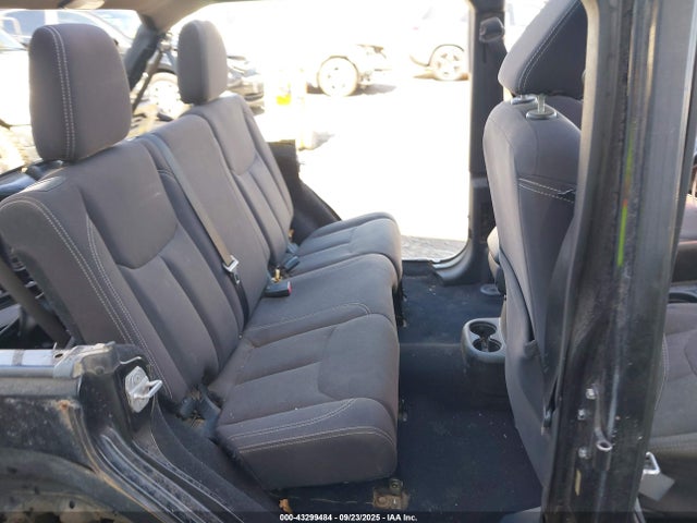 1C4HJWFGXEL141302 Jeep Wrangler
