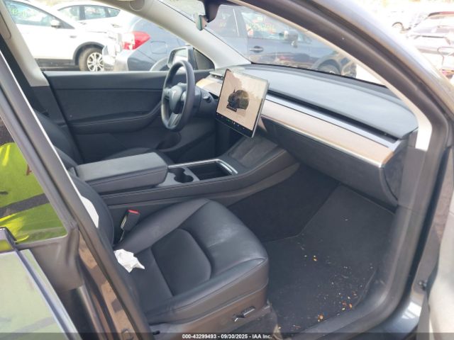 2022 TESLA MODEL Y 7SAYGDEF4NF461944 Photo 4