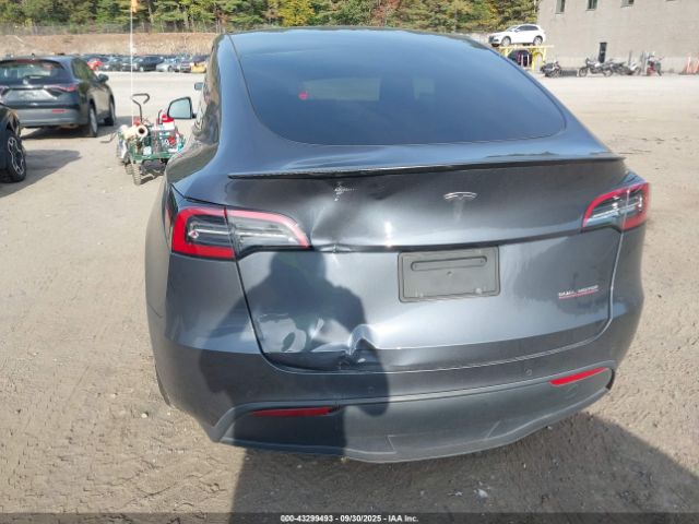 2022 TESLA MODEL Y 7SAYGDEF4NF461944 Photo 5