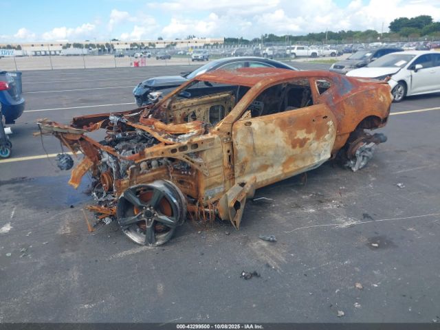 2018 CHEVROLET CAMARO 1G1FB1RX1J0107417 Photo 1