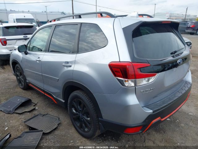 2021 SUBARU FORESTER JF2SKARC3MH424447 Photo 2