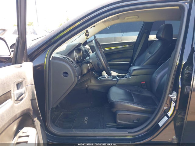 Chrysler 300 2015 2C3CCAAG6FH802051 Image 5