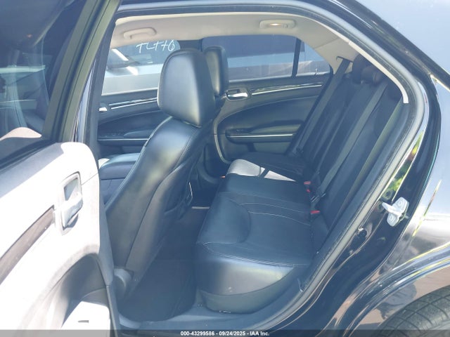 Chrysler 300 2015 2C3CCAAG6FH802051 Image 8