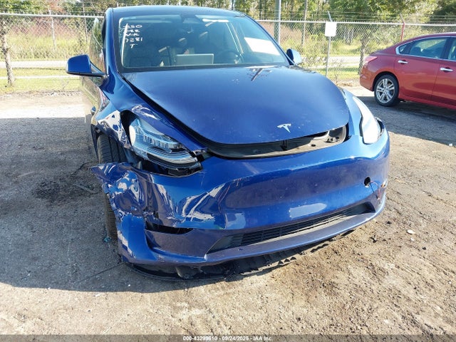 2023 TESLA MODEL Y 7SAYGDEE7PA137281 Photo 5