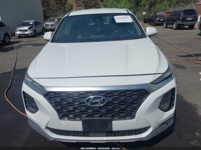 Продажа на аукционе авто 2019 Hyundai Santa Fe Sel, vin: 5NMS33AD2KH090421, номер лота: 43299624