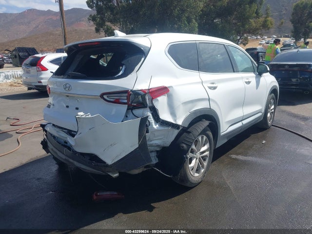 Продажа на аукционе авто 2019 Hyundai Santa Fe Sel, vin: 5NMS33AD2KH090421, номер лота: 43299624