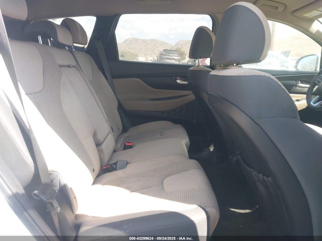 Продажа на аукционе авто 2019 Hyundai Santa Fe Sel, vin: 5NMS33AD2KH090421, номер лота: 43299624