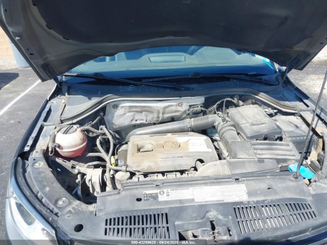 2017 VOLKSWAGEN TIGUAN WVGSV7AX0HK030111 Photo 9