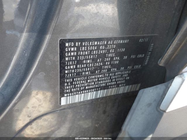 2017 VOLKSWAGEN TIGUAN WVGSV7AX0HK030111 Photo 8