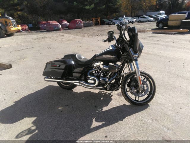 2015 HARLEY-DAVIDSON FLHXS 1HD1KRM18FB703637