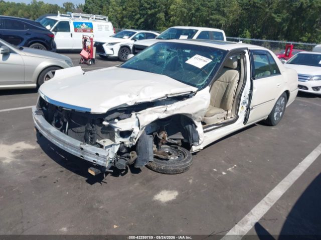 2011 CADILLAC DTS 1G6KH5E61BU140147 Photo 1