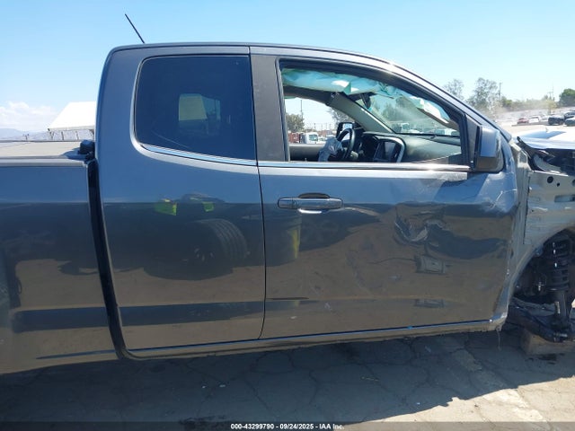 GMC lfx - sidi, vvt, e85 max, aluminum 2016 1GTH5CE32G1343261 Image 13