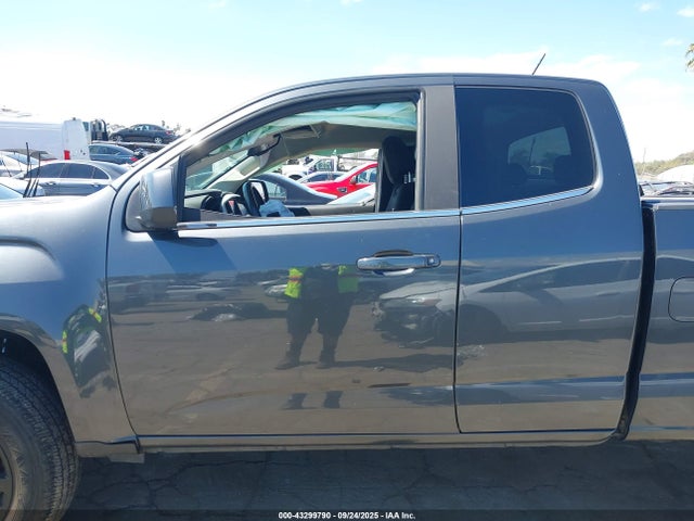 GMC lfx - sidi, vvt, e85 max, aluminum 2016 1GTH5CE32G1343261 Image 14