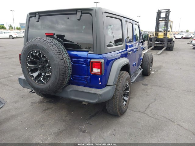 1C4HJXDG2JW183254 Jeep Wrangler