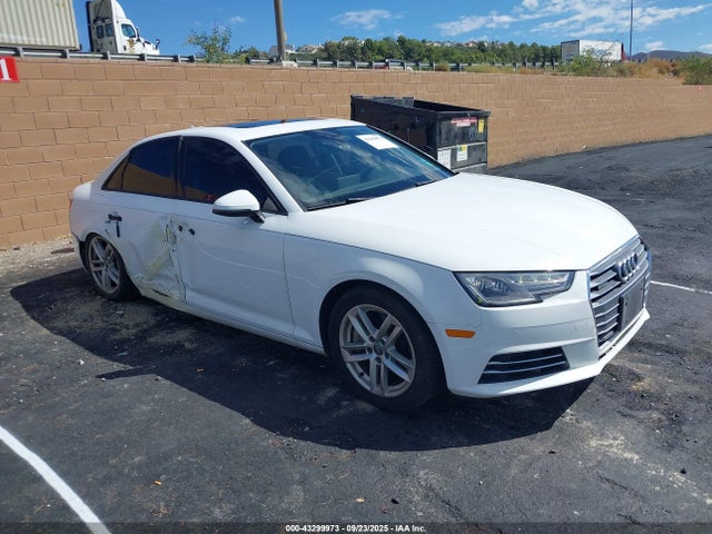 2017 AUDI A4 WAUANAF40HN011842 Photo 0