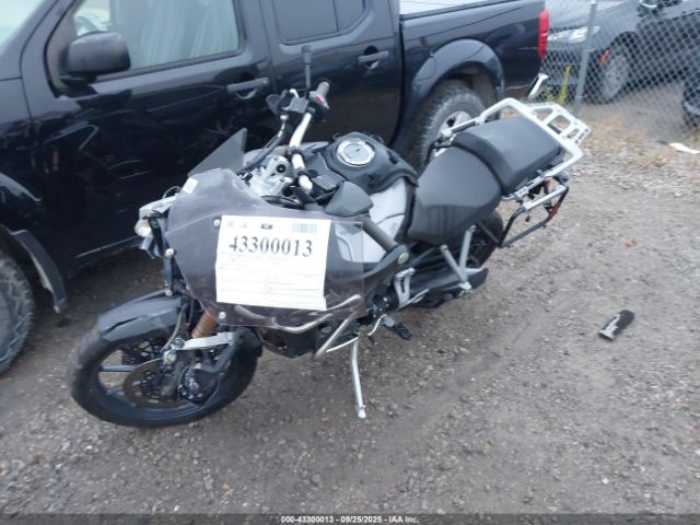 2013 TRIUMPH MOTORCYCLE TIGER SMTF02XK80J568981 Photo 1