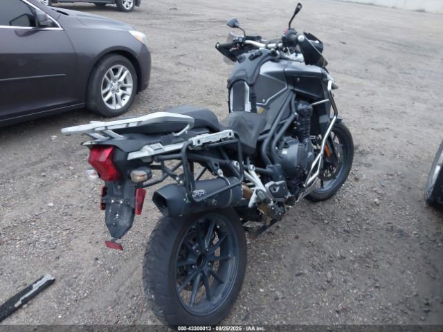 2013 TRIUMPH MOTORCYCLE TIGER SMTF02XK80J568981 Photo 3