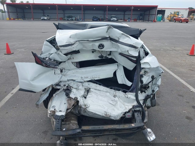 Volkswagen 2.0 tsi 2022 3VW2T7BUXNM002154 Image 16
