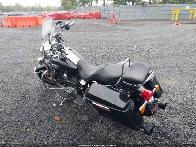 2016 HARLEY-DAVIDSON FLHR 1HD1FBM12GB675007 Photo 2