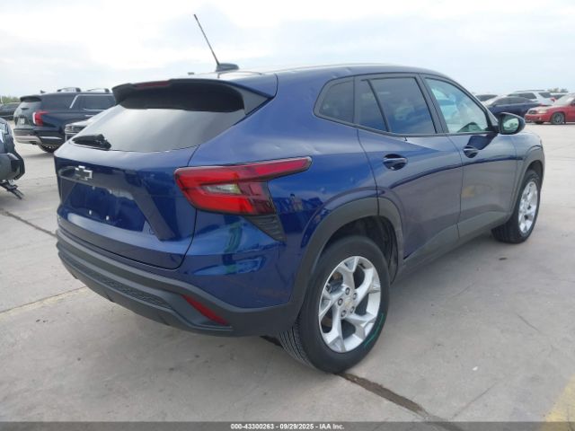 2024 CHEVROLET TRAX KL77LFE20RC108792 Photo 3