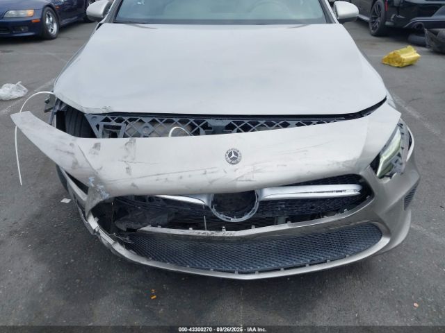 2020 MERCEDES-BENZ A 220 W1K3G4EB2LW043854 Photo 5