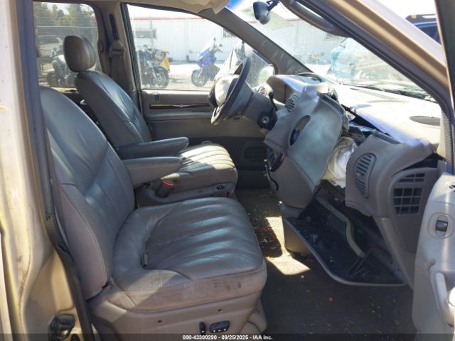 2000 CHRYSLER TOWN & COUNTRY 1C4GP64L4YB577390 Photo 4